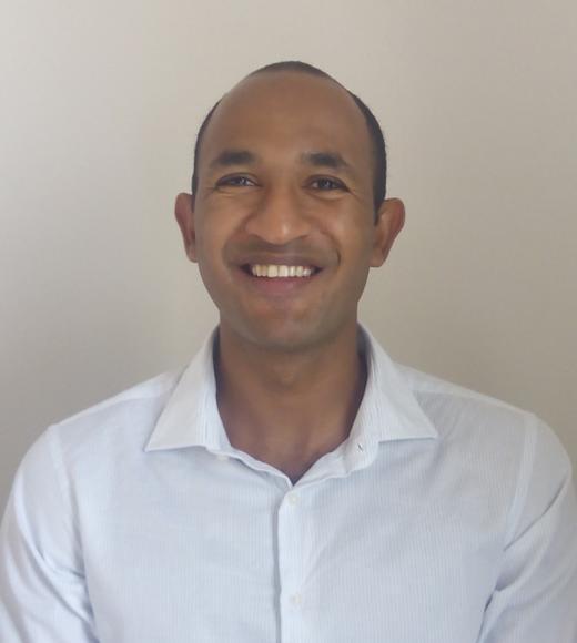 Ameer Taha headshot