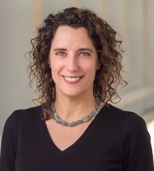 Annelise Franz Headshot
